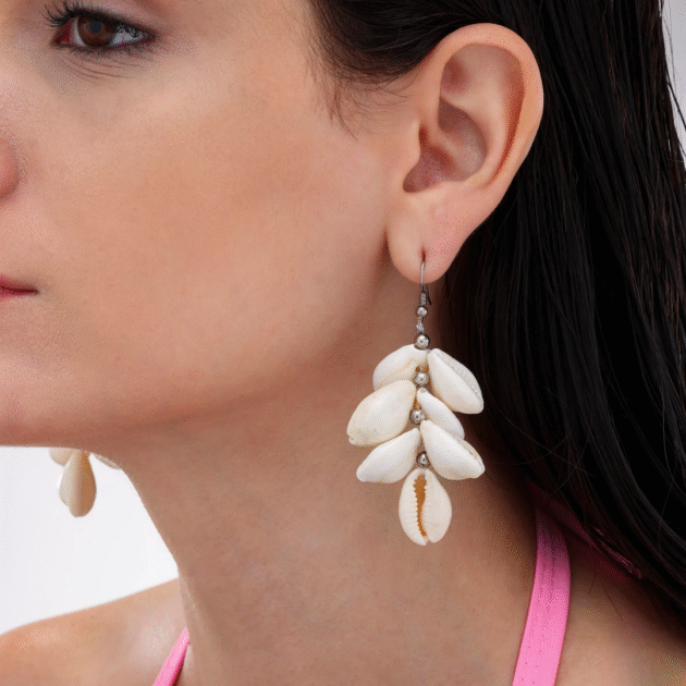 Fioré - Bunch of Cowrie Shell Danglers (Anti-Tarnish)