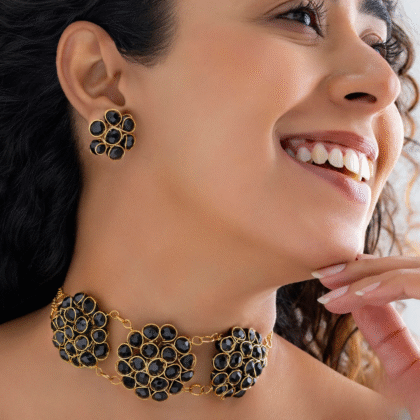 Fioré - Stunning Black Crystal Beads Gold Choker Necklace Set With Earrings