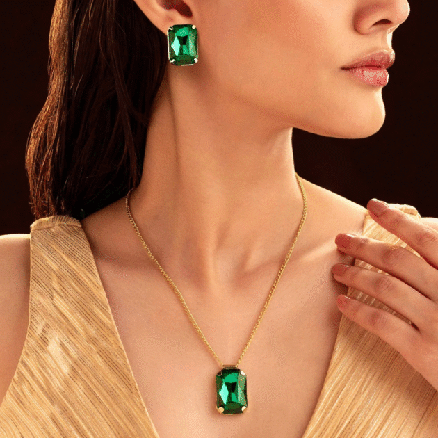 Fioré - Emerald Bliss Pendant Set (Anti-Tarnish)