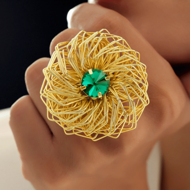 Fioré - Golden Nest Emerald Ring (Adjustable Size) - Image 4