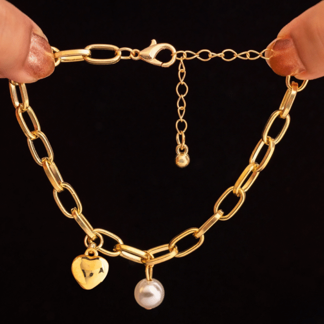 Fioré - Pearl & Heart Charm Bracelet (Anti-Tarnish) - Image 3